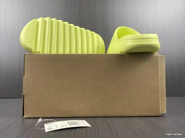 hype GX6138 Adidas Yeezy Green Slide 0510